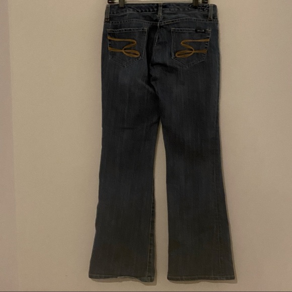 2/$35 Seven7 Women’s Flare Jeans size 29 - Picture 3 of 8